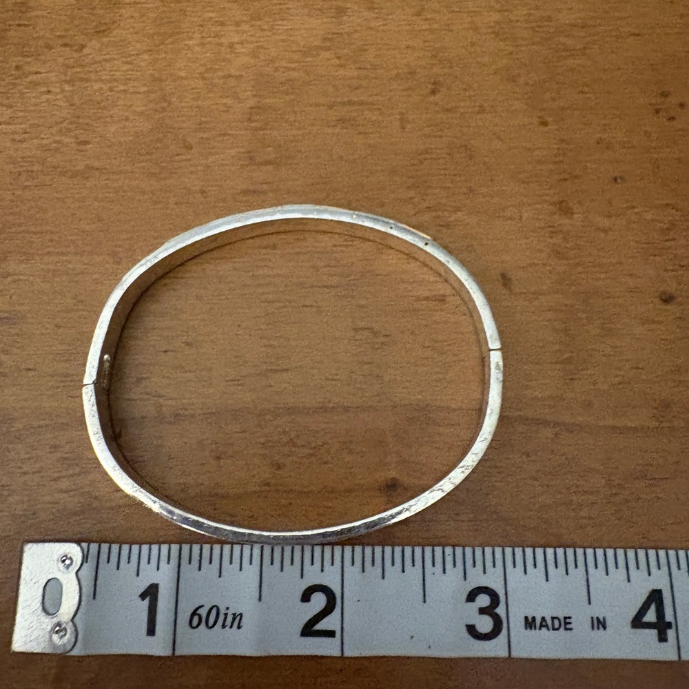 Iridescent Square Tile Bracelet - Picture 2 of 4